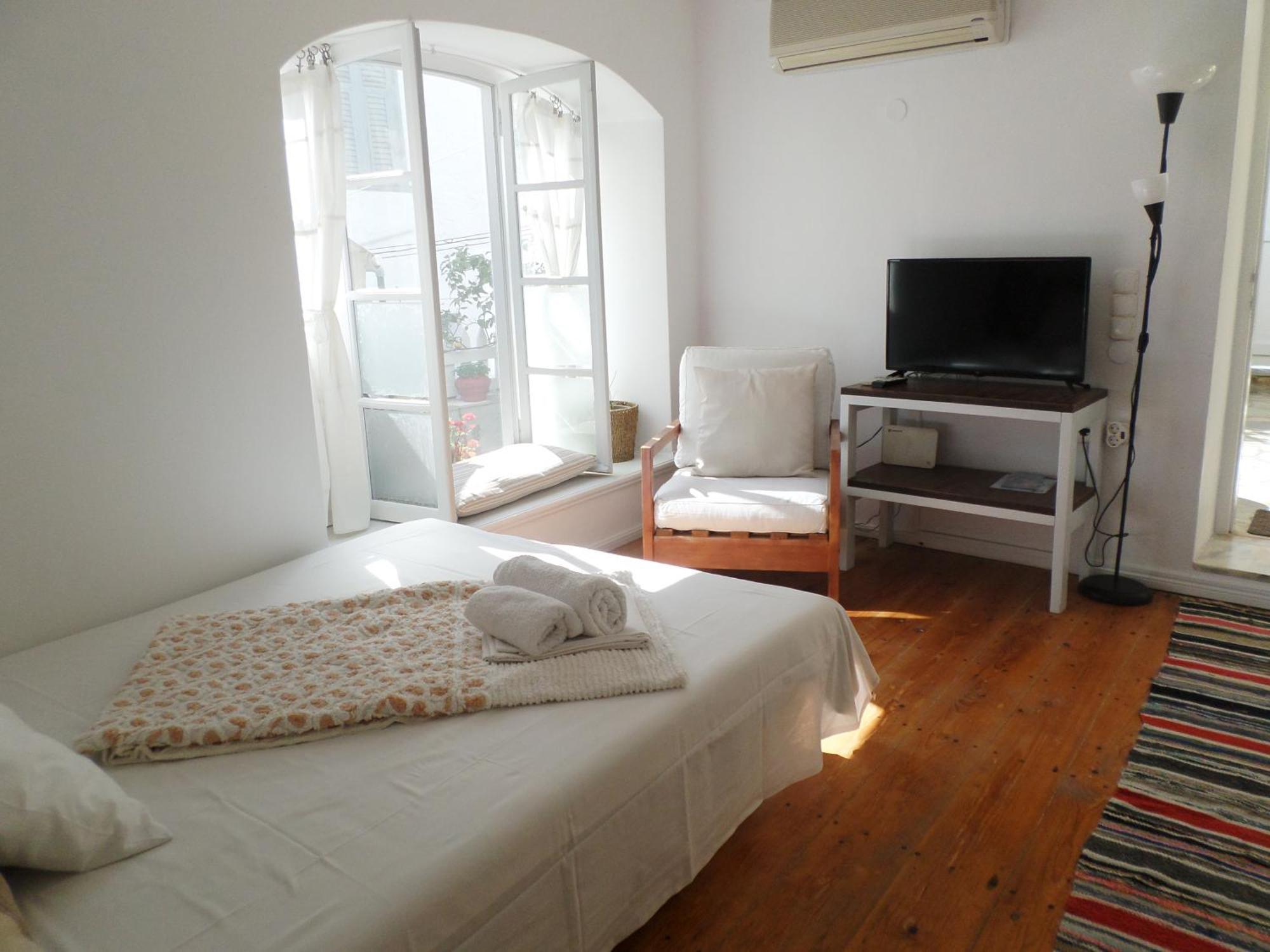 In The Heart Of Hydra Villa Екстериор снимка