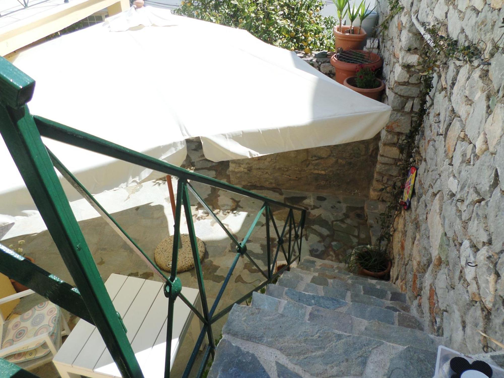 In The Heart Of Hydra Villa Екстериор снимка